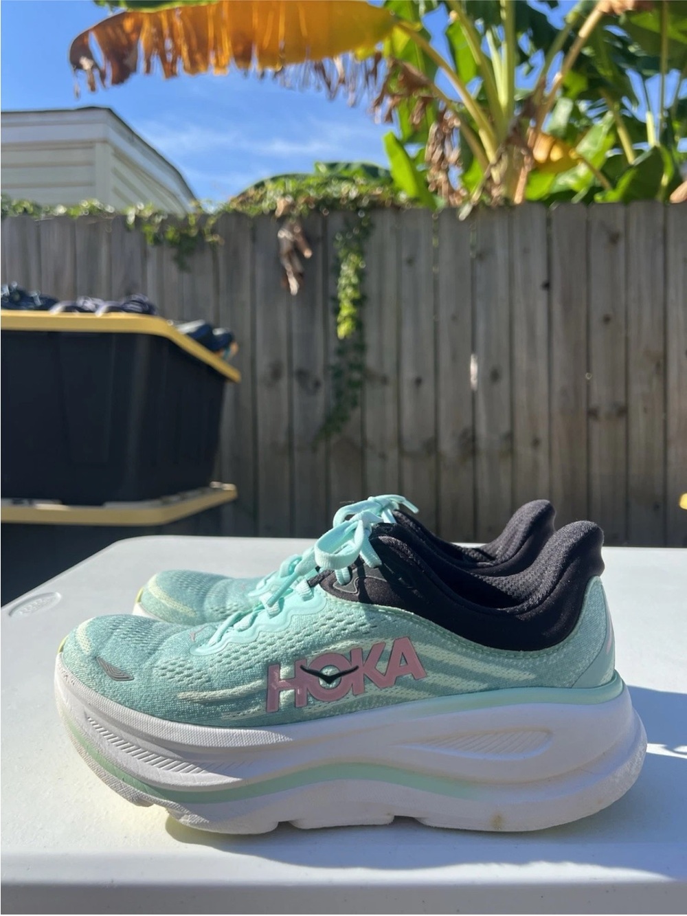 Women’s Hoka Bondi 9 Mint Green Athletic Running Shoes size 8
